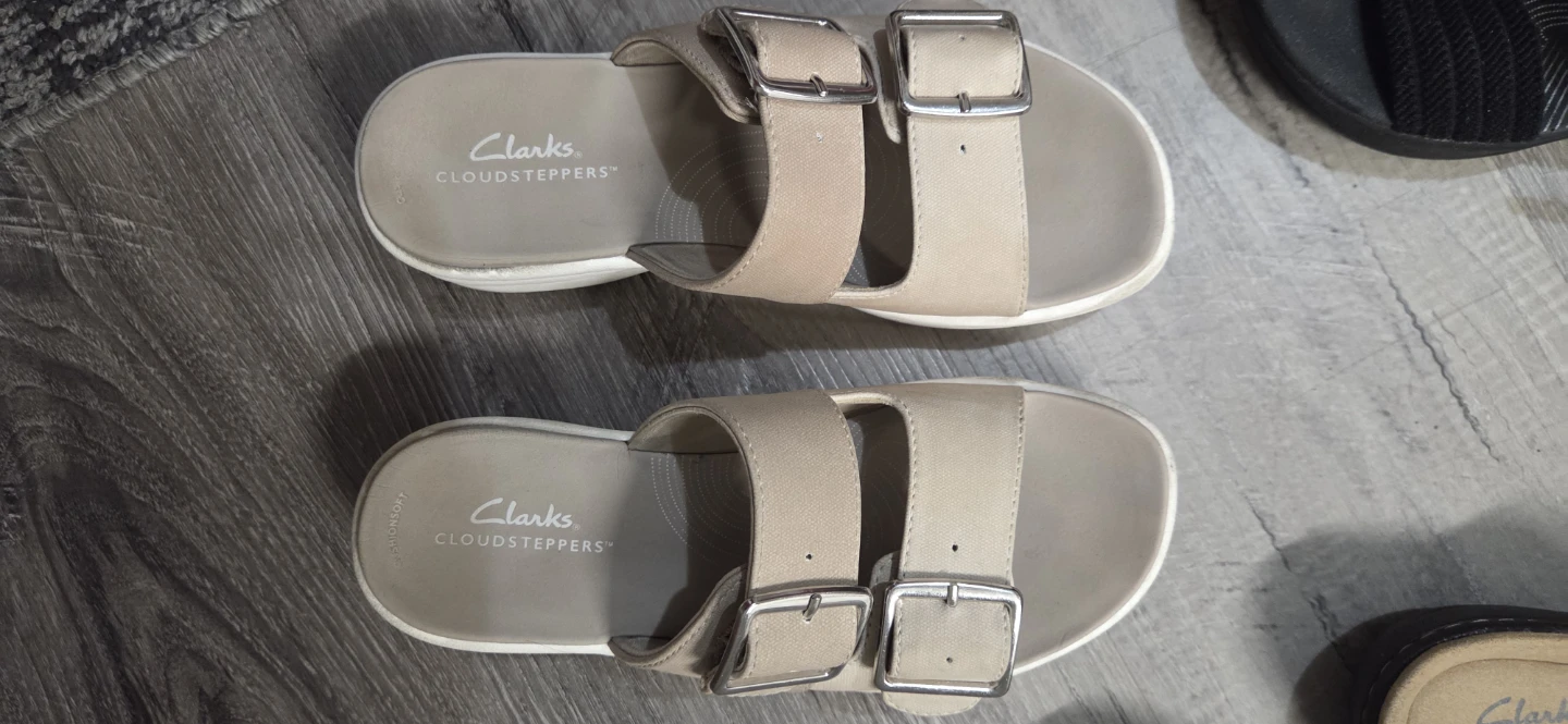 Clarks Cloudsteppers Women's Beige Slide Sandals - Size -6
