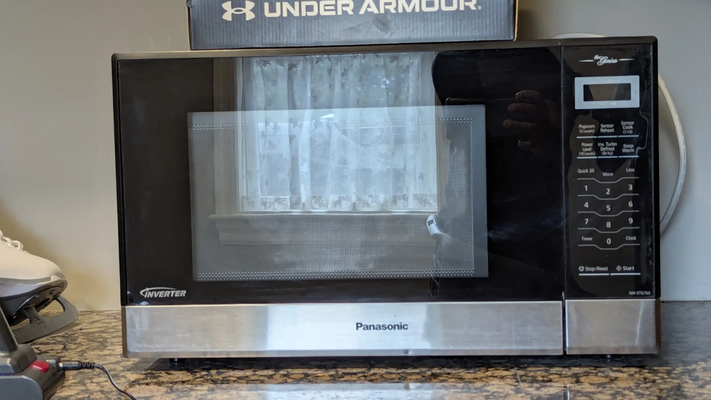 Panasonic Inverter Microwave NN-ST676S - photo 2