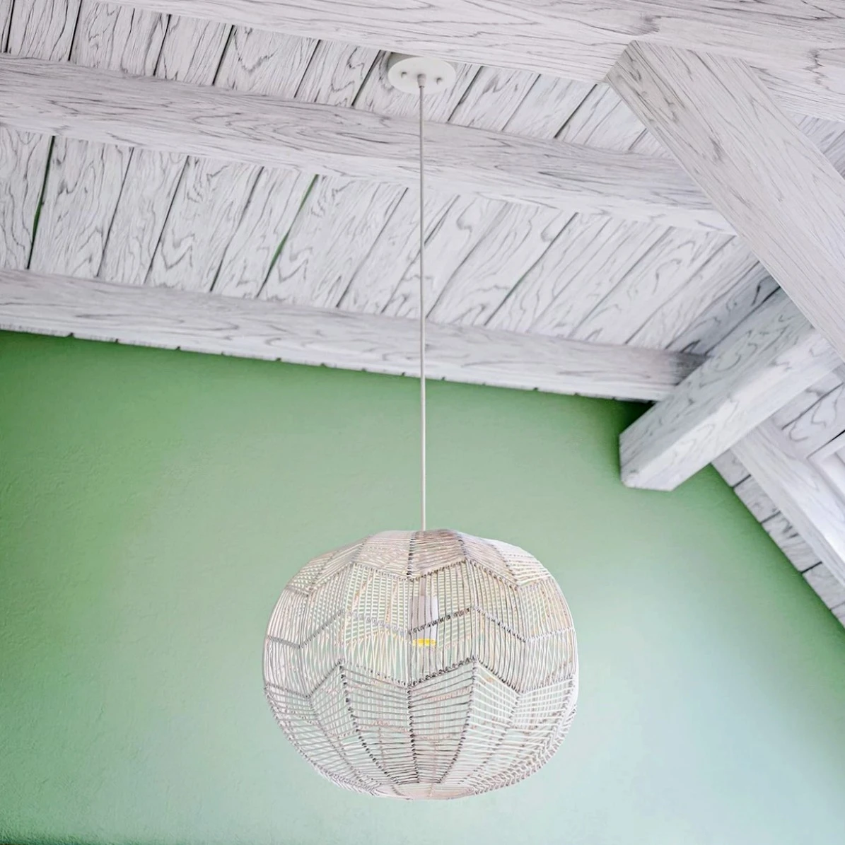 NEW Kenroy Home "Snaggle" Rattan Pendant Light – White