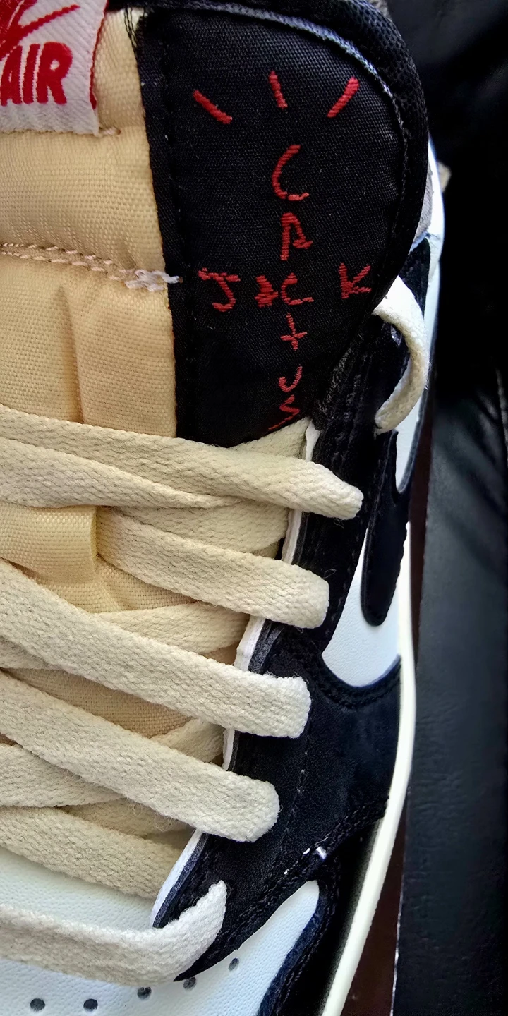 Brand new Jordan 1 low Travis Scott Cactus Jack Moka sale - photo 4
