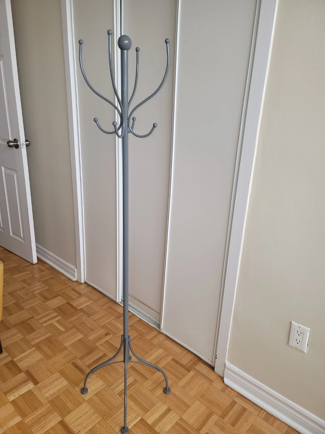Grey Metal Coat Rack - photo 2