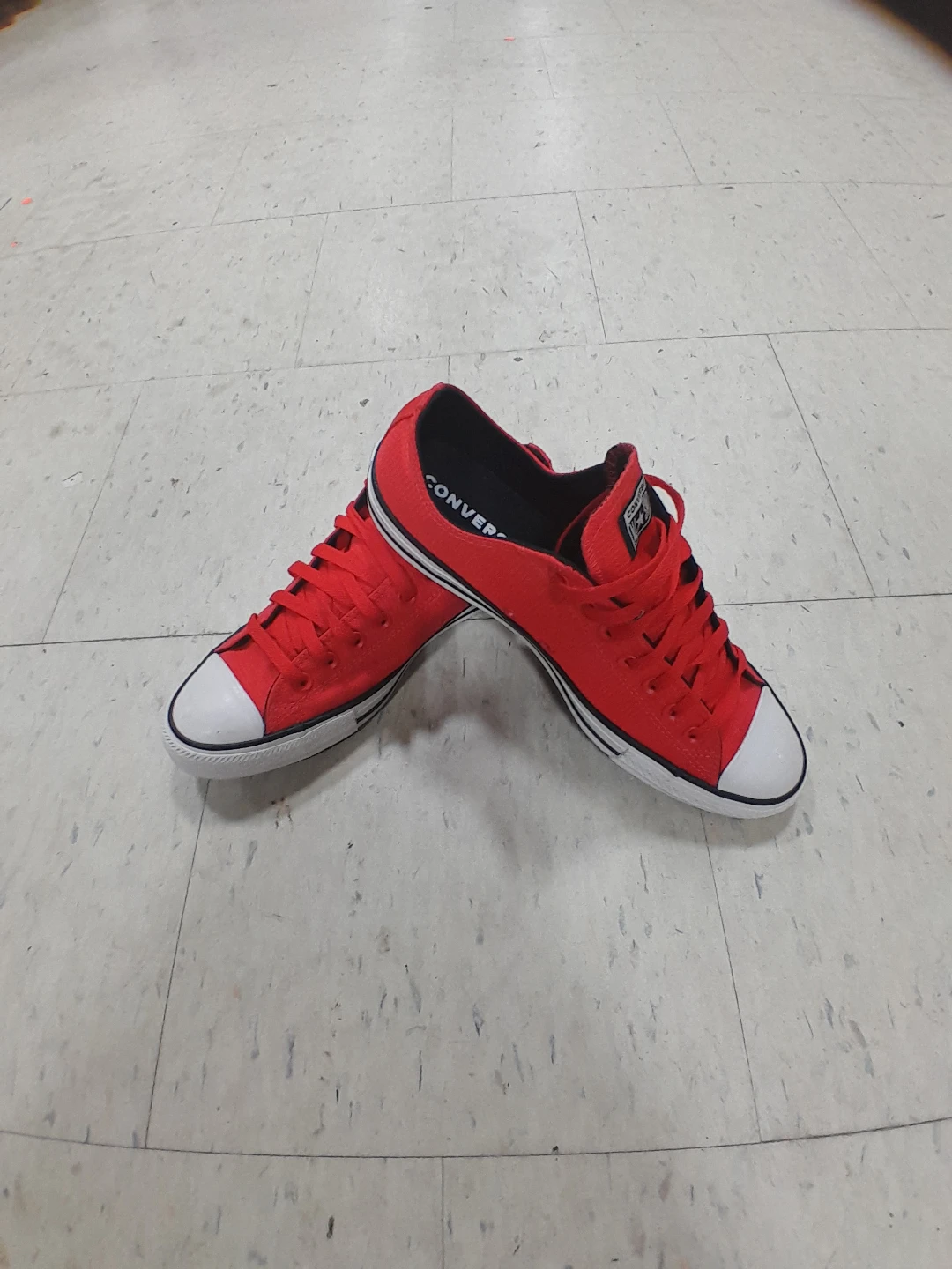Converse All-Star Red Low Top Shoes Men's Size 10.5 - photo 2