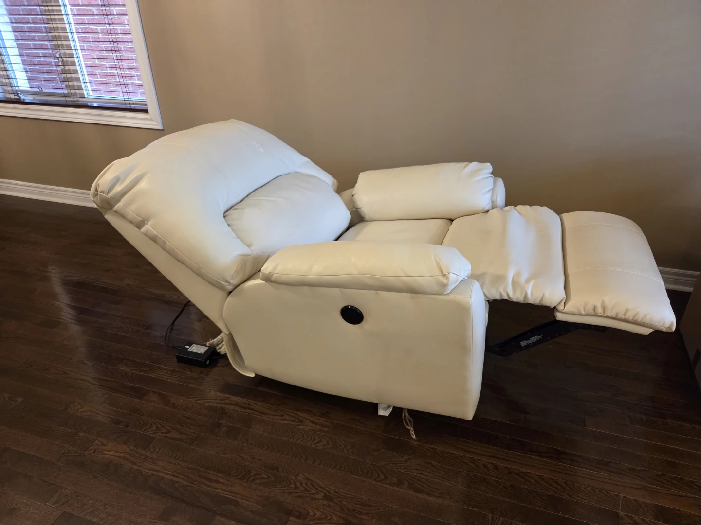 Reclining chair electrically operated - photo 2