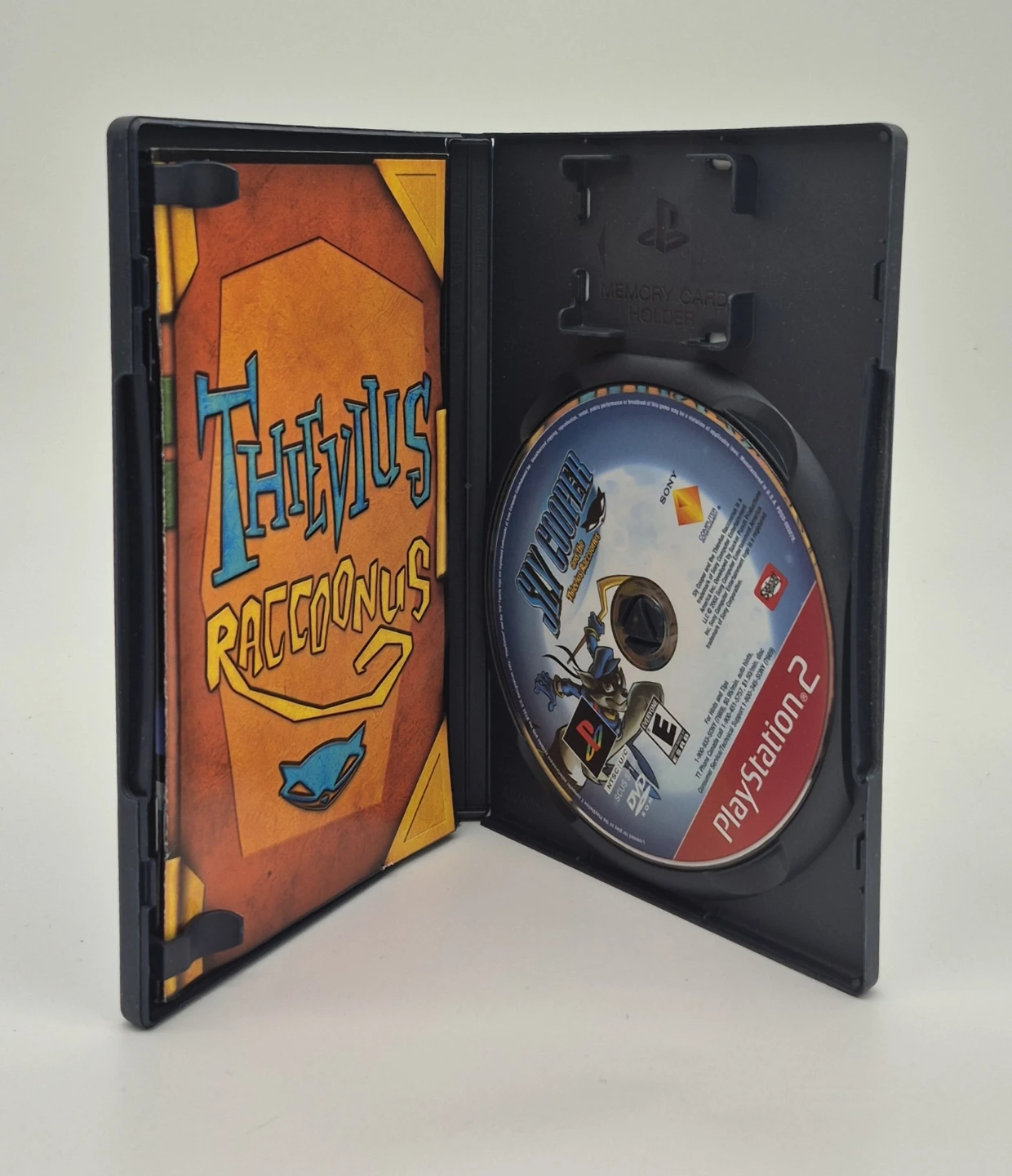 Sly Cooper and the Thievius Raccoonus - PlayStation 2 Game - photo 2