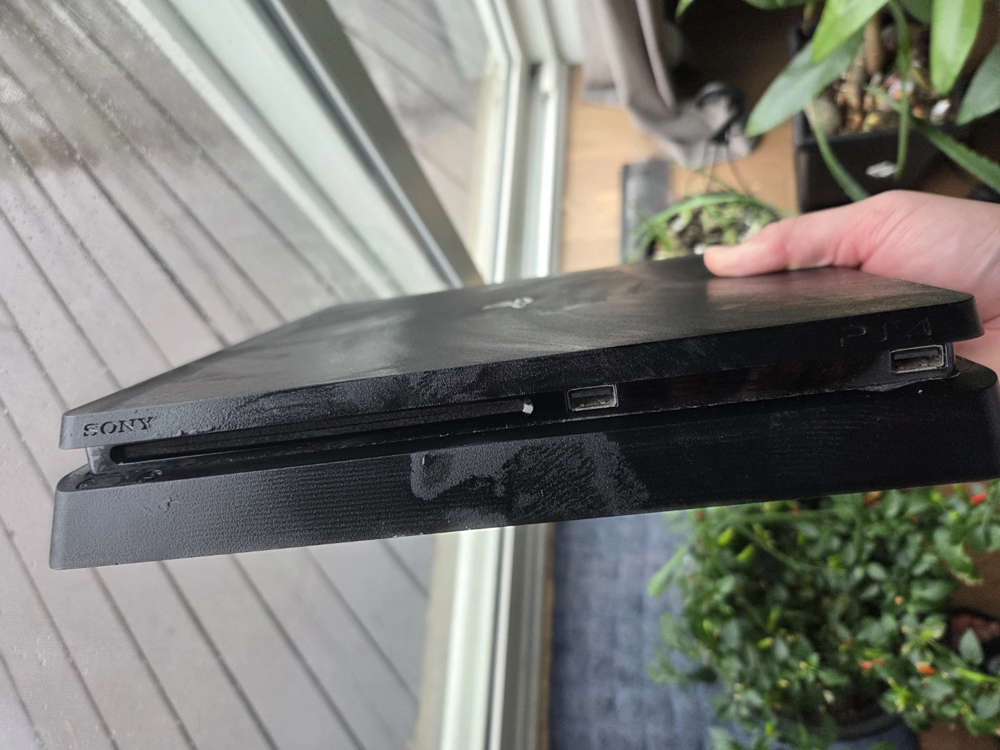 PS4 slim