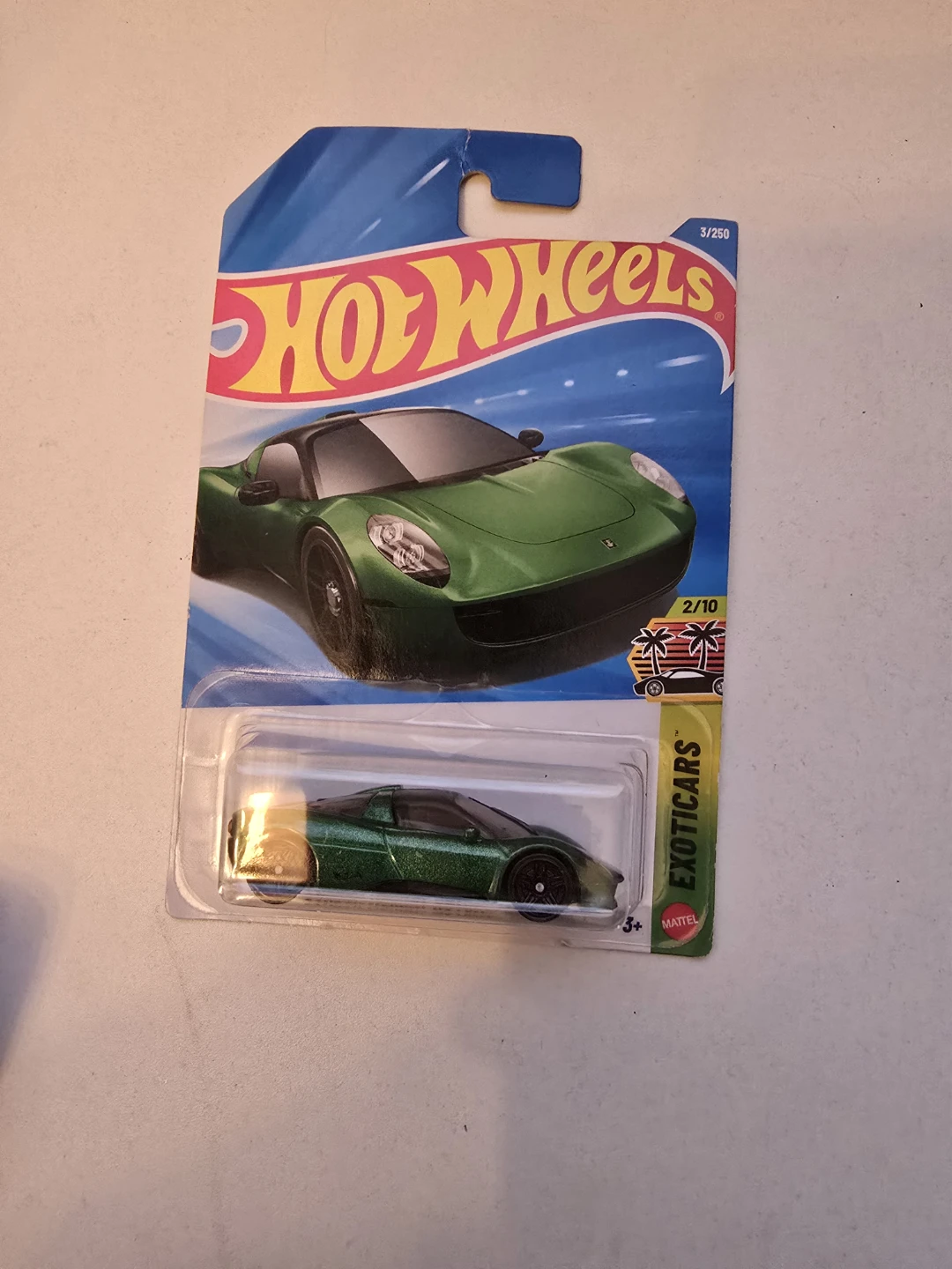Hot Wheels Gordon Murray Automotive T.33 Diecast Car - photo 2
