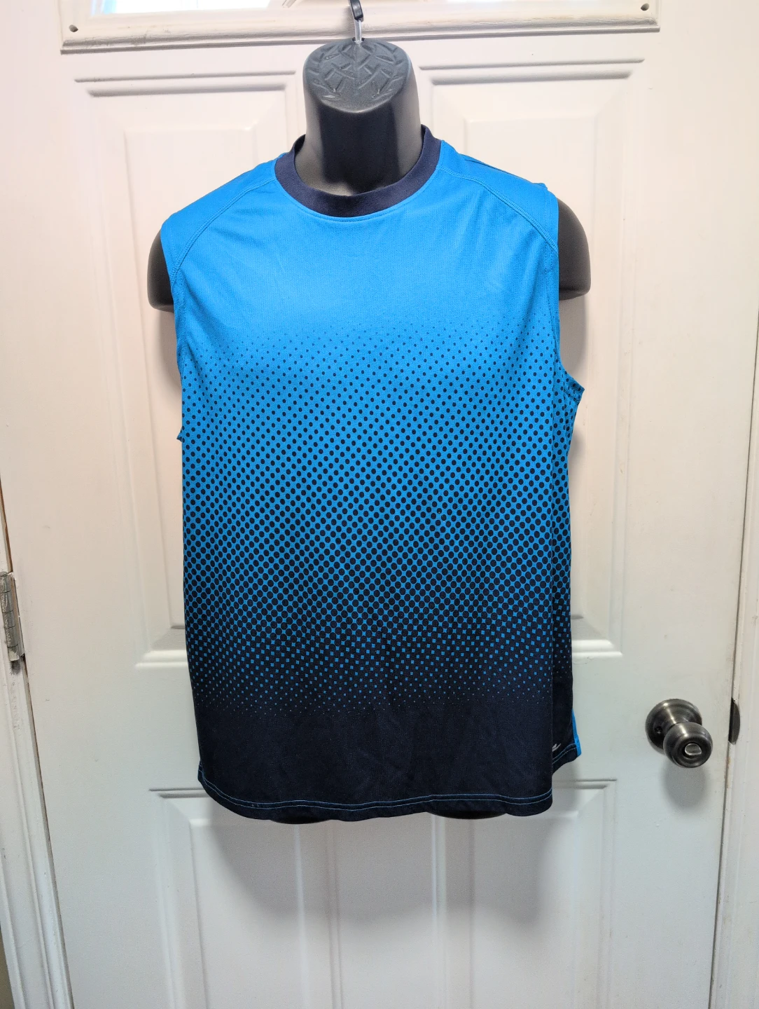 Athletic Works Sleeveless Tank Top Blue Black Gradient
