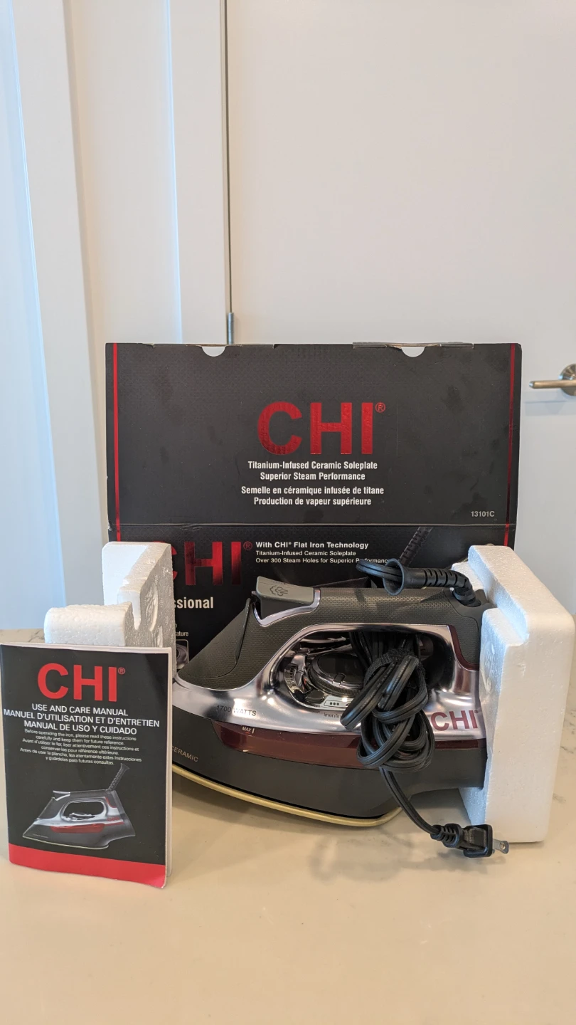 CHI Professional Steam Iron