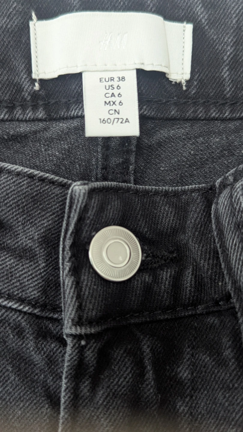 Black denim shorts - photo 3