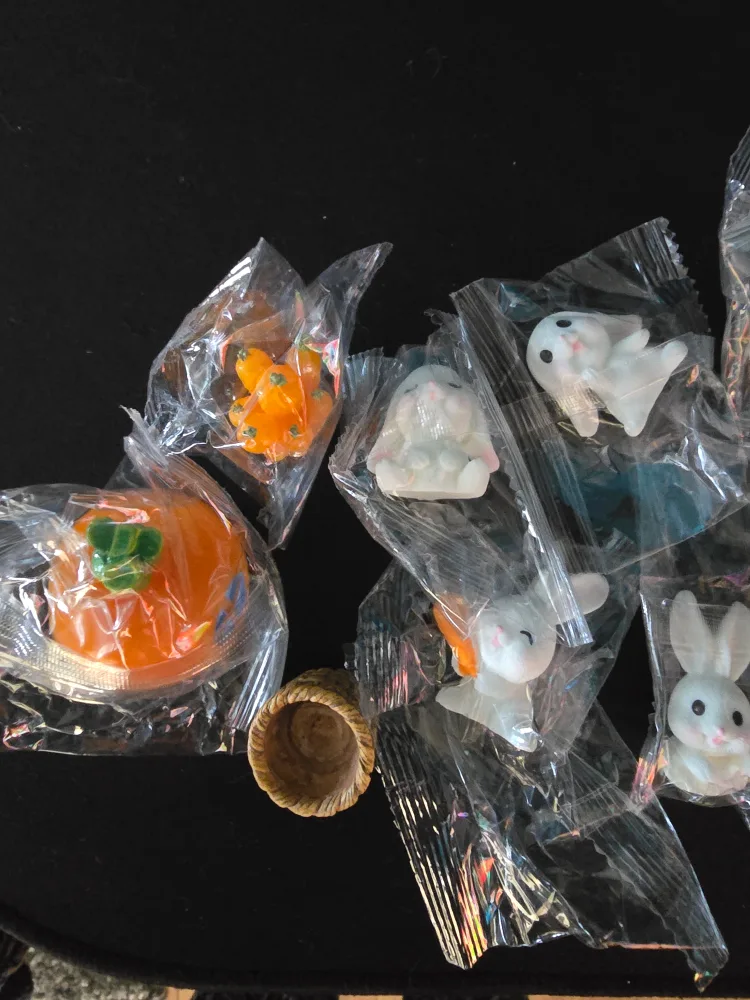 Bunny Cake Toppers - photo 2