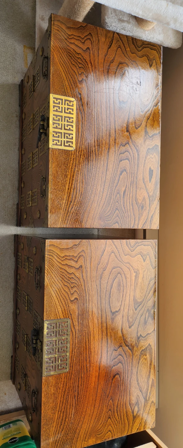 Antique chests - photo 3