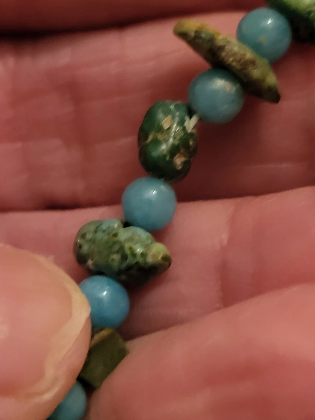 Turquoise and Jade Beaded Necklace - photo 2