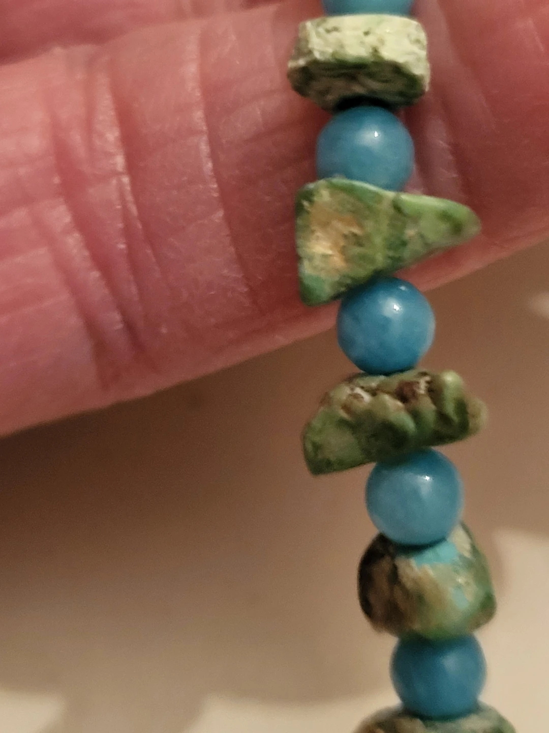 Turquoise and Jade Beaded Necklace - photo 3