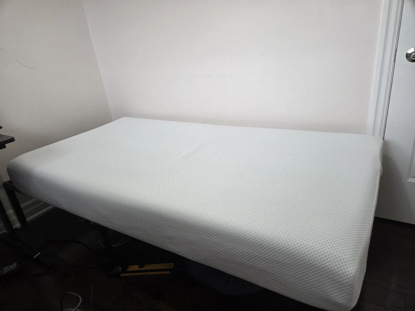 White Twin Mattress - photo 3
