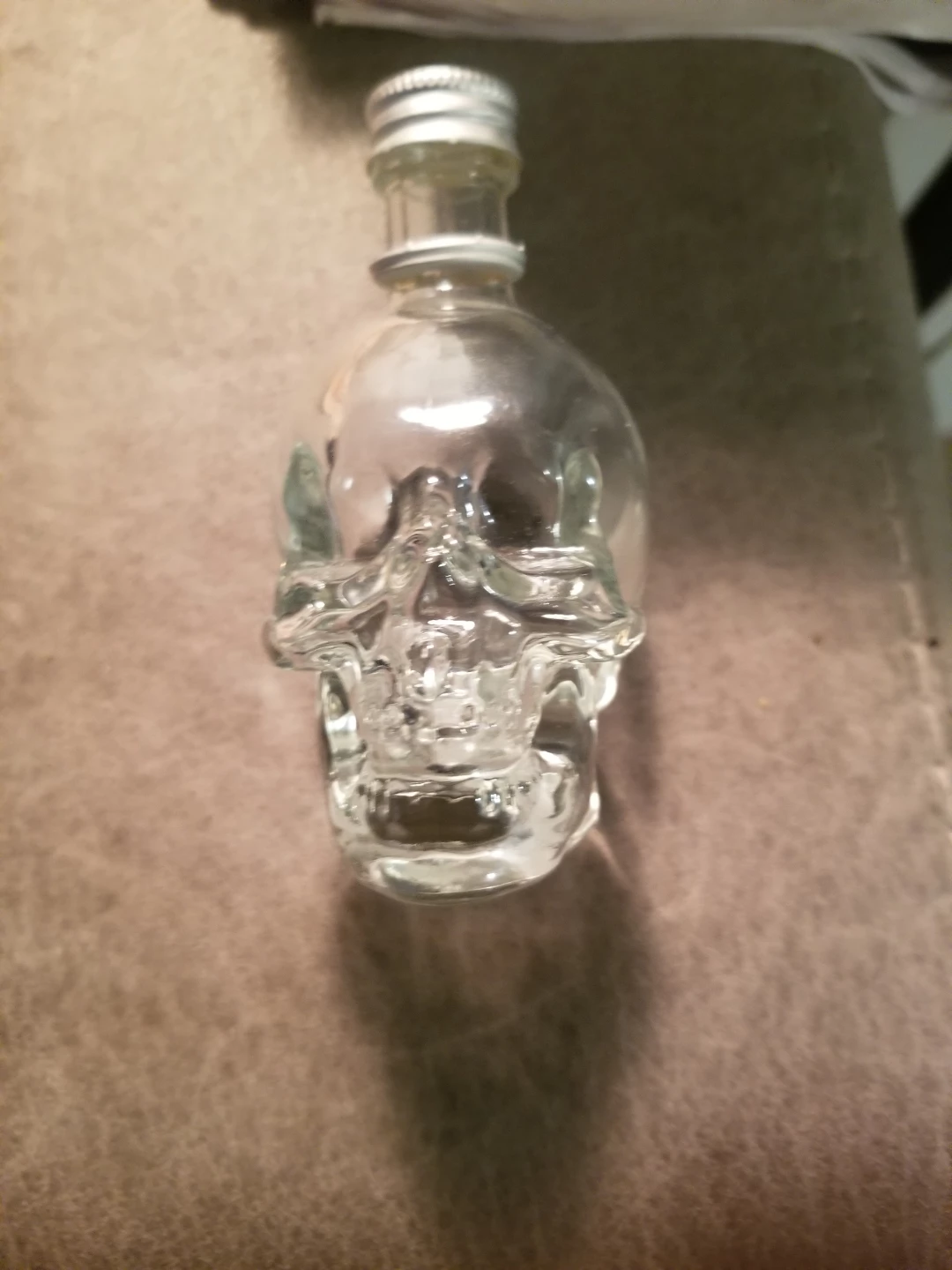 Mini skull bottle