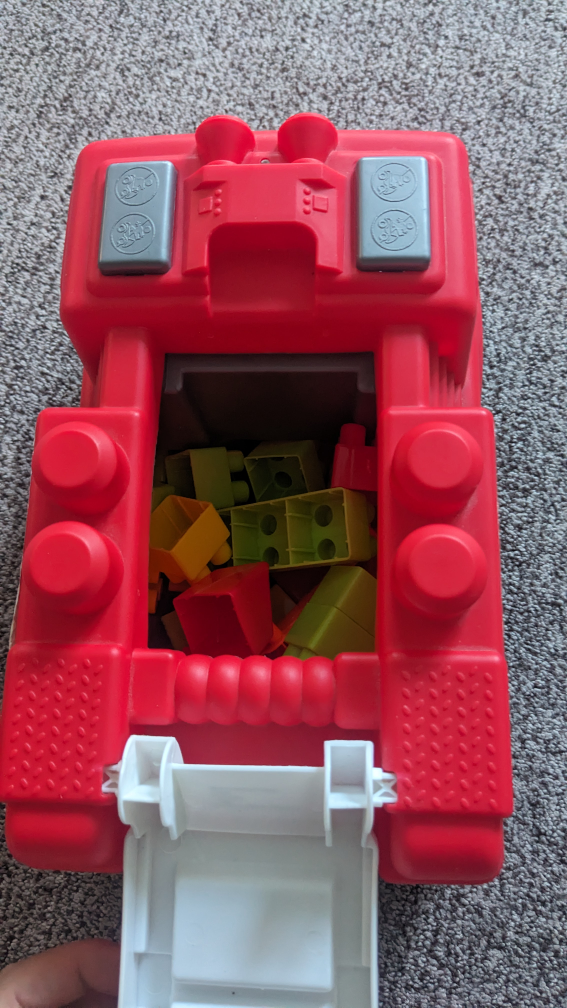 Mega Bloks 52 Piece Fire Engine Building Set - photo 2