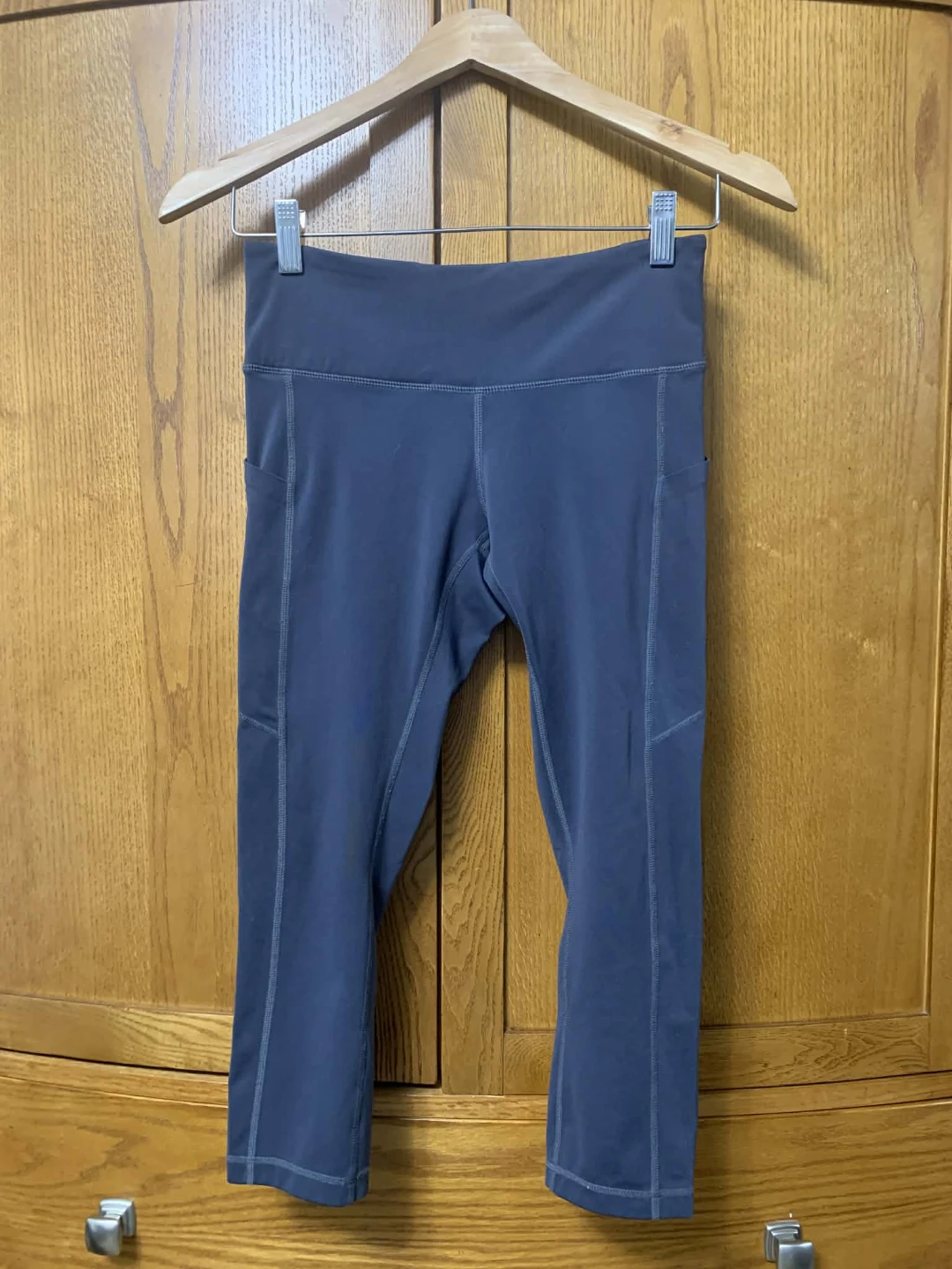Shambhala Live-In Capri Leggings Size S/P