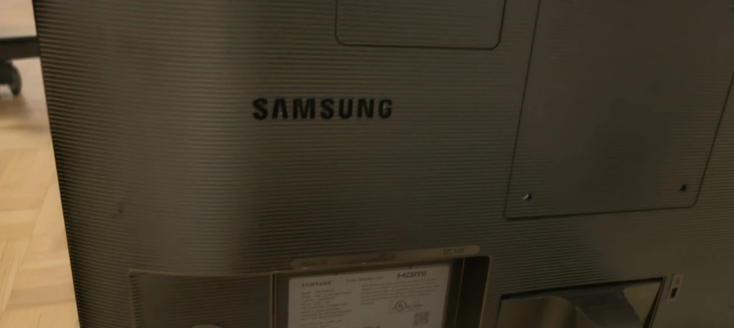 Samsung LF24T350FHN 24-inch Colour Display Unit - photo 3