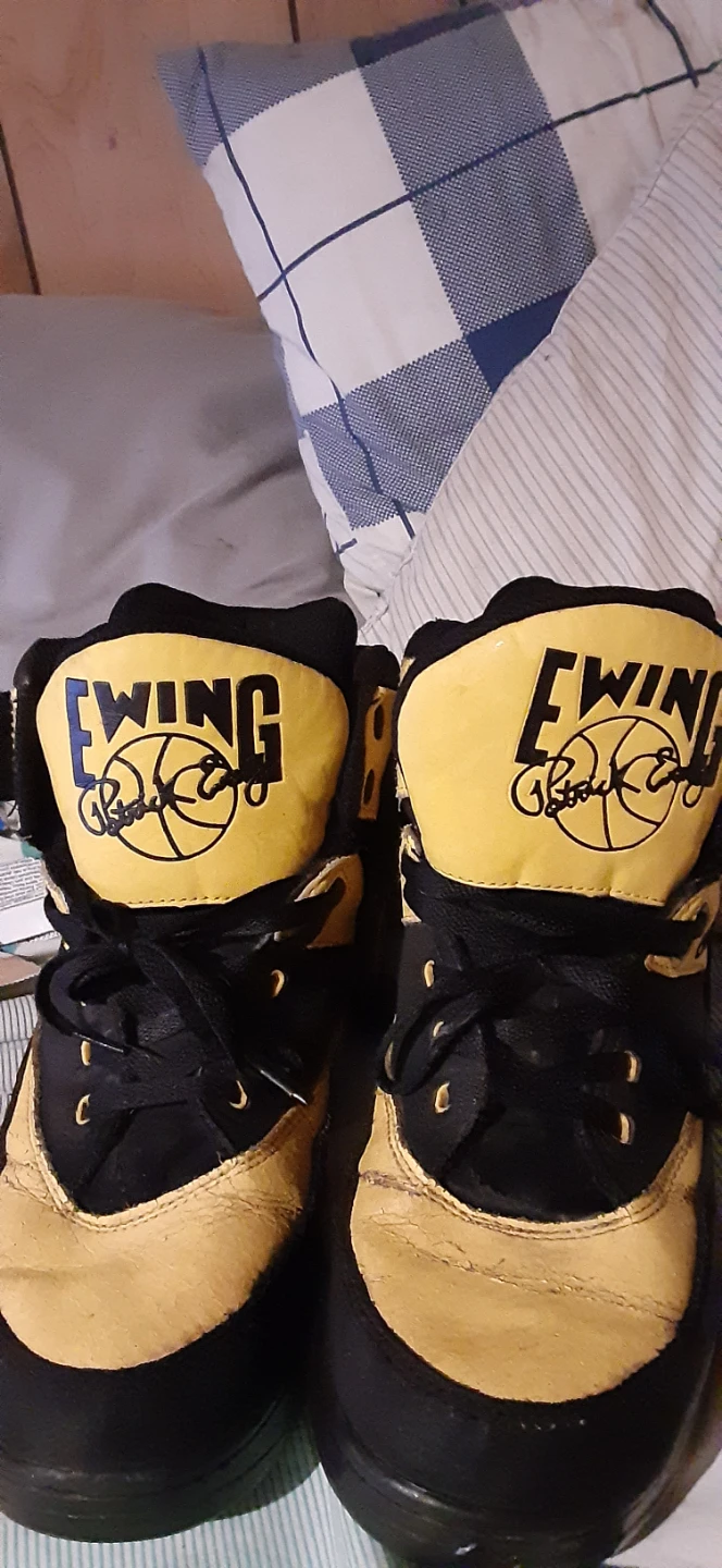 Ewing Athletics Black & Yellow Basketball Shoes - Size 33 - photo 2