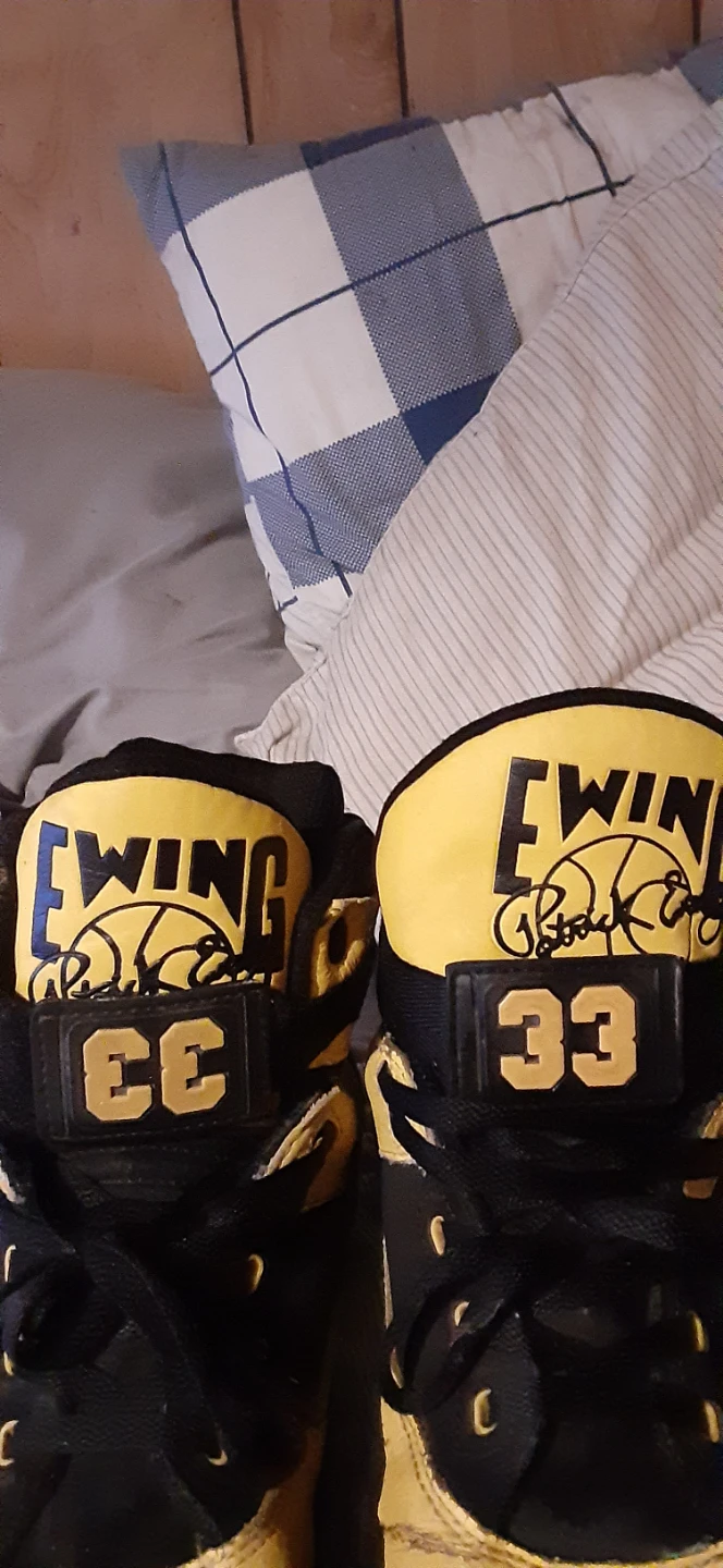 Ewing Athletics Black & Yellow Basketball Shoes - Size 33 - photo 3