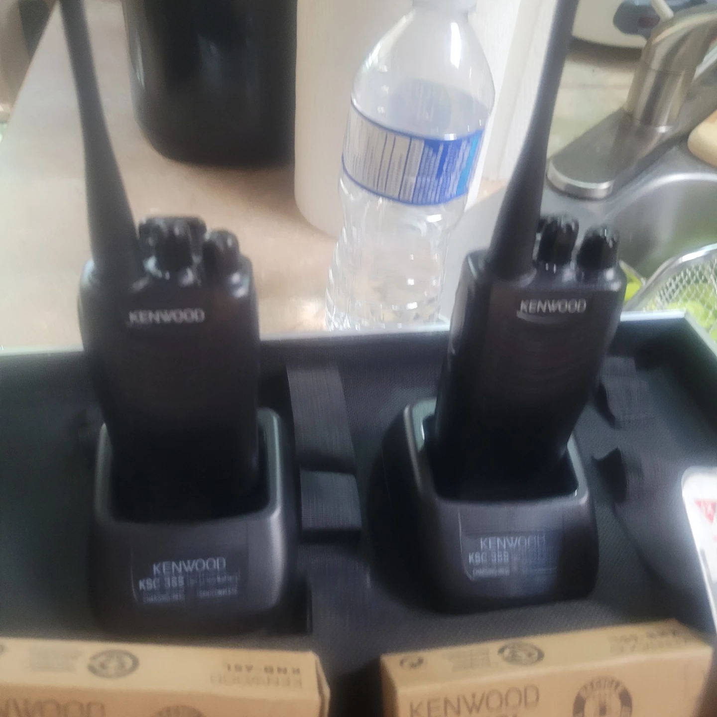 Kenwood communication  radios 5w - photo 5