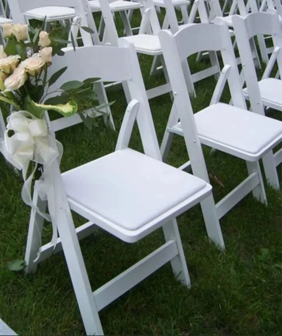 FOR RENT CHAIRS  / TABLES