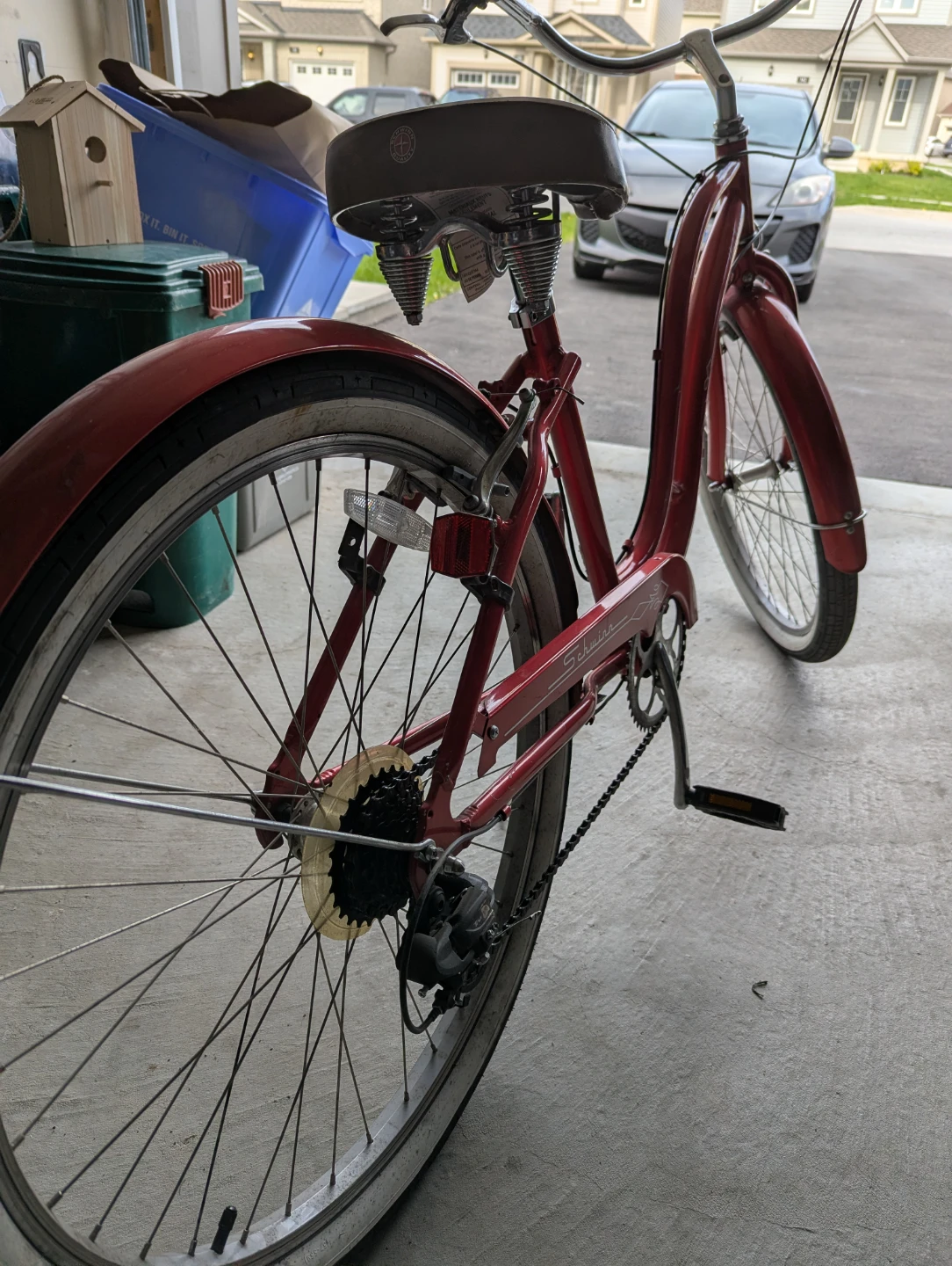 Red Schwinn Harbour Cruiser Bike - photo 2