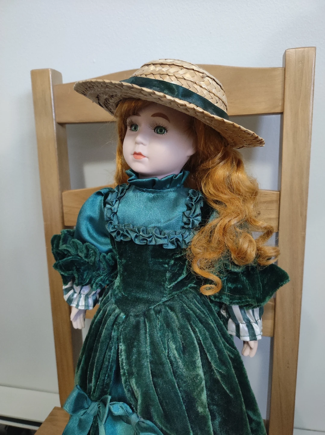 Vintage Porcelain Doll in Green Dress with Straw Hat - photo 2