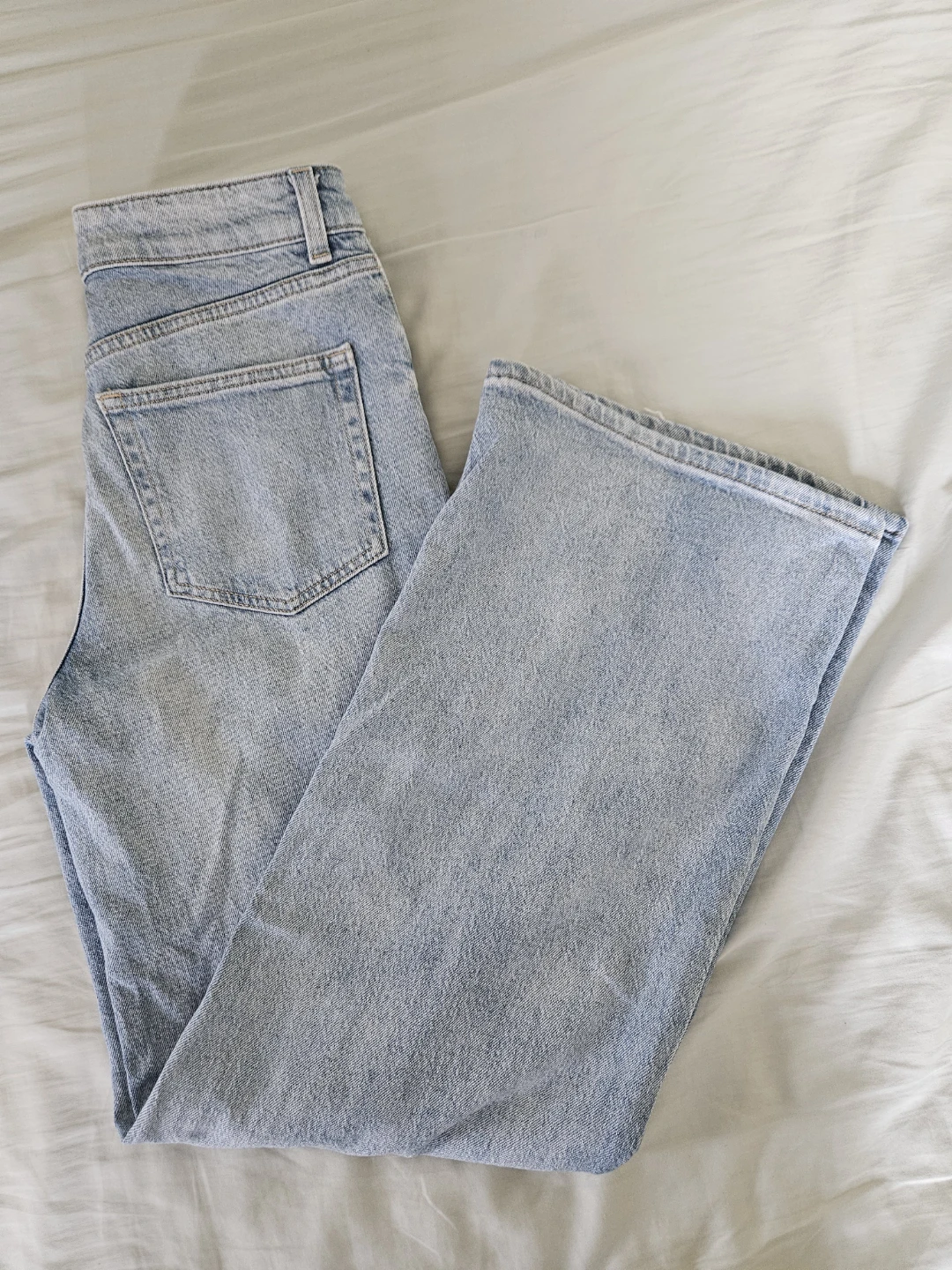 H&M Wide Leg Light Wash Denim Jeans - Size 4 - photo 3