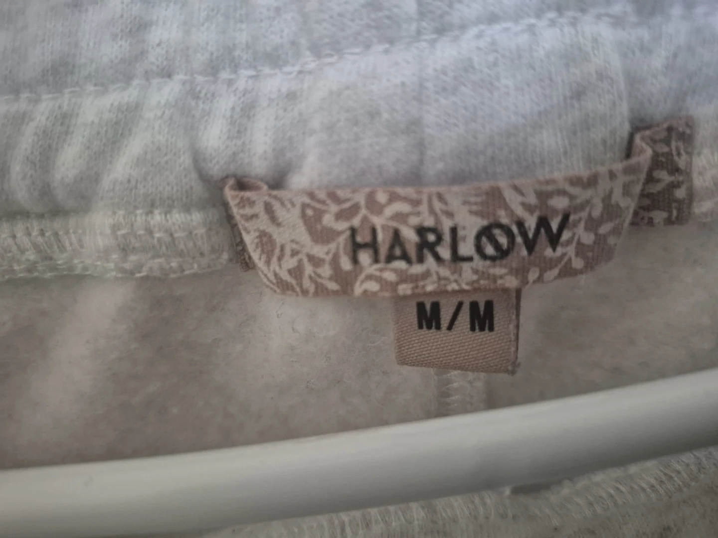 Harlow Sweatshorts In Off White - photo 2