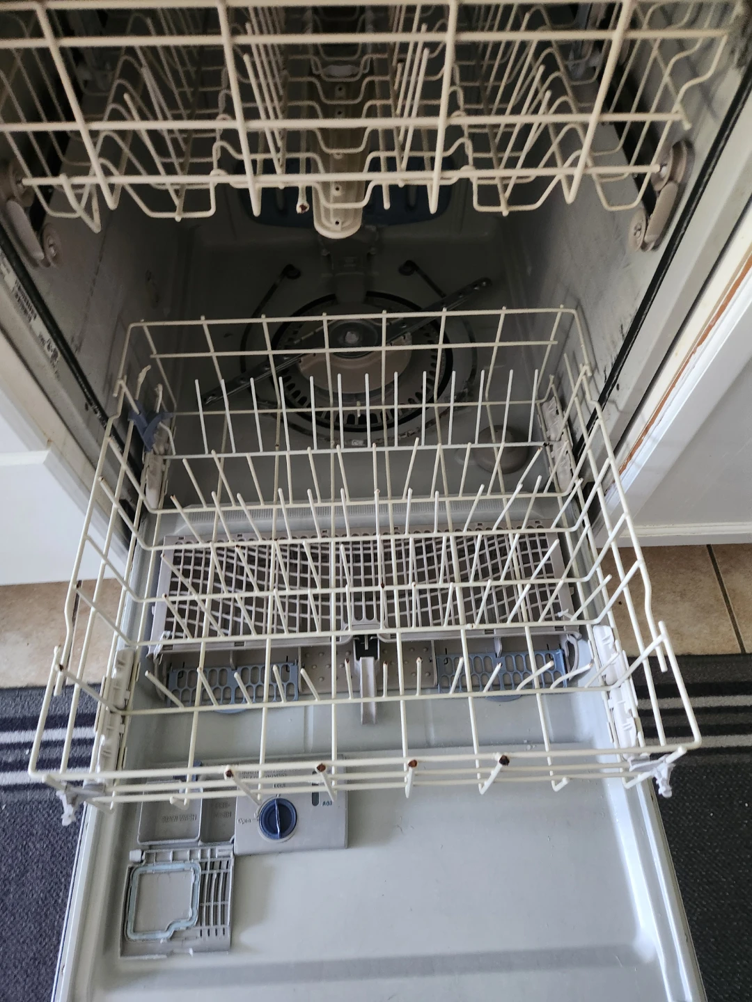 Whirlpool Quiet Partner II Dishwasher - photo 4
