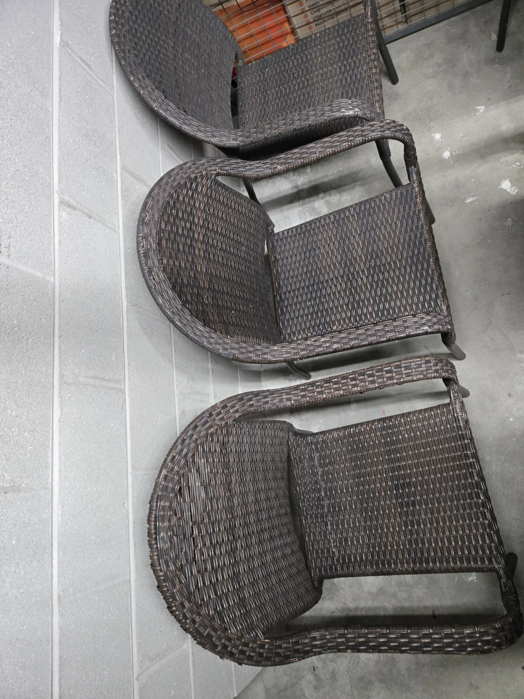 Set of 6 Wicker STACKABLE Patio Chairs - photo 3
