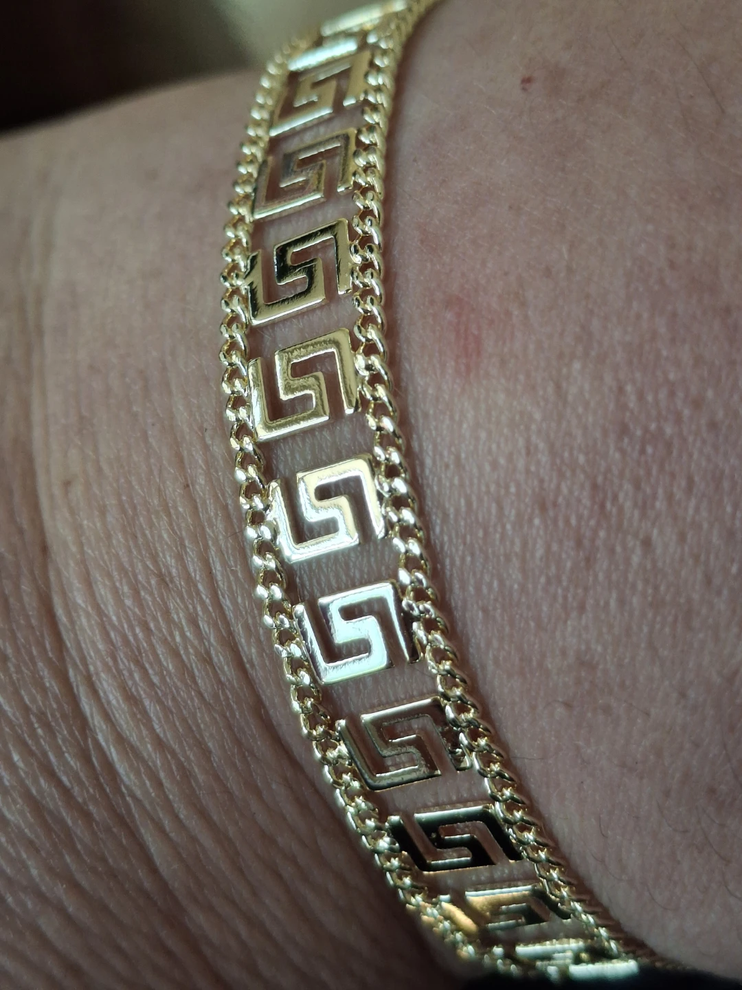 Gold Tone Greek Key Chain Bracelet - photo 3