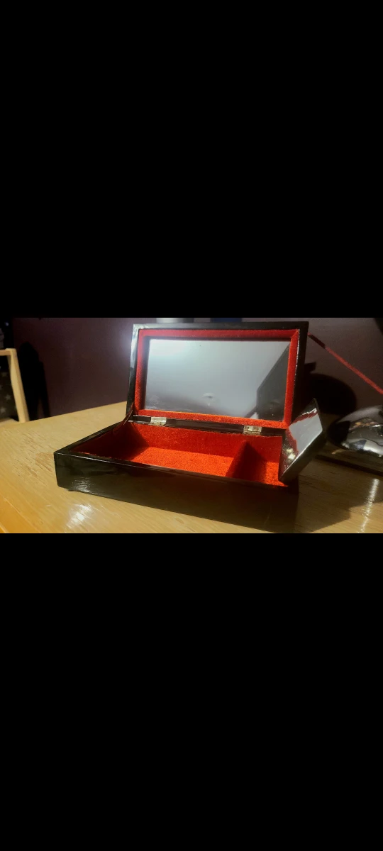 Vintage Jewelry Box with Mirror - photo 3