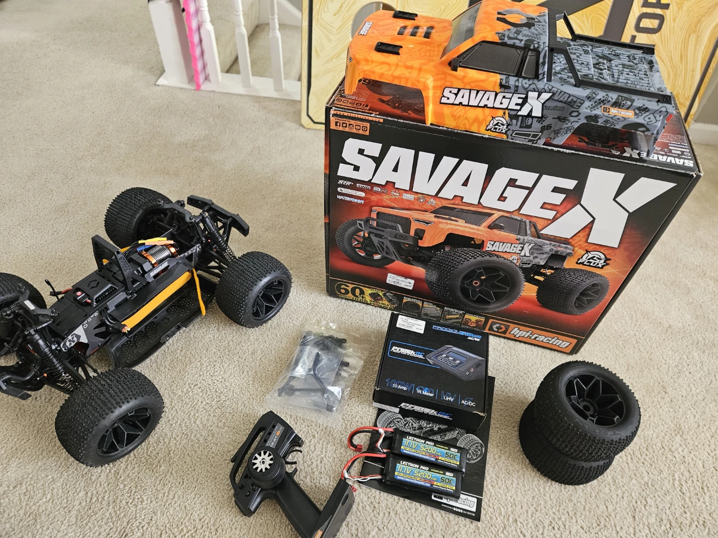 HPI Savage X Flux GT V2 6S