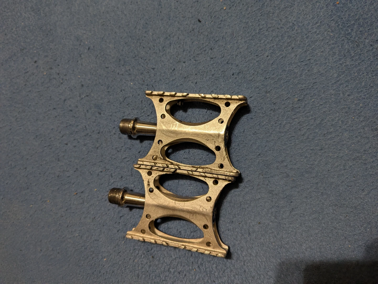 Wellgo R074 Ultra-Light Alloy Road Pedals - Silver - photo 2