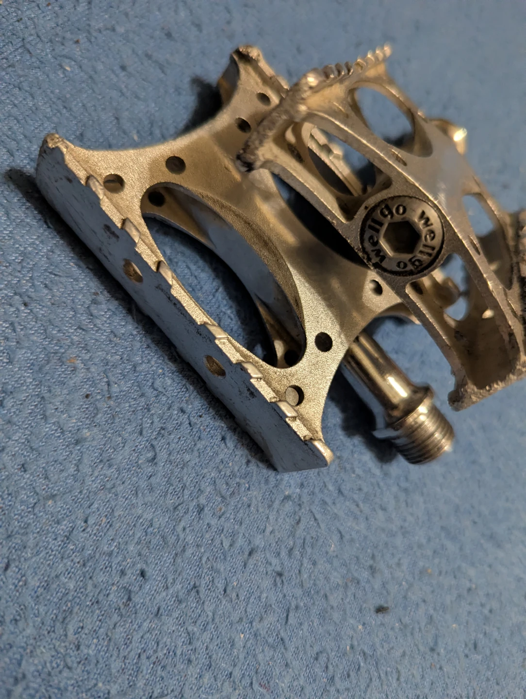Wellgo R074 Ultra-Light Alloy Road Pedals - Silver - photo 4