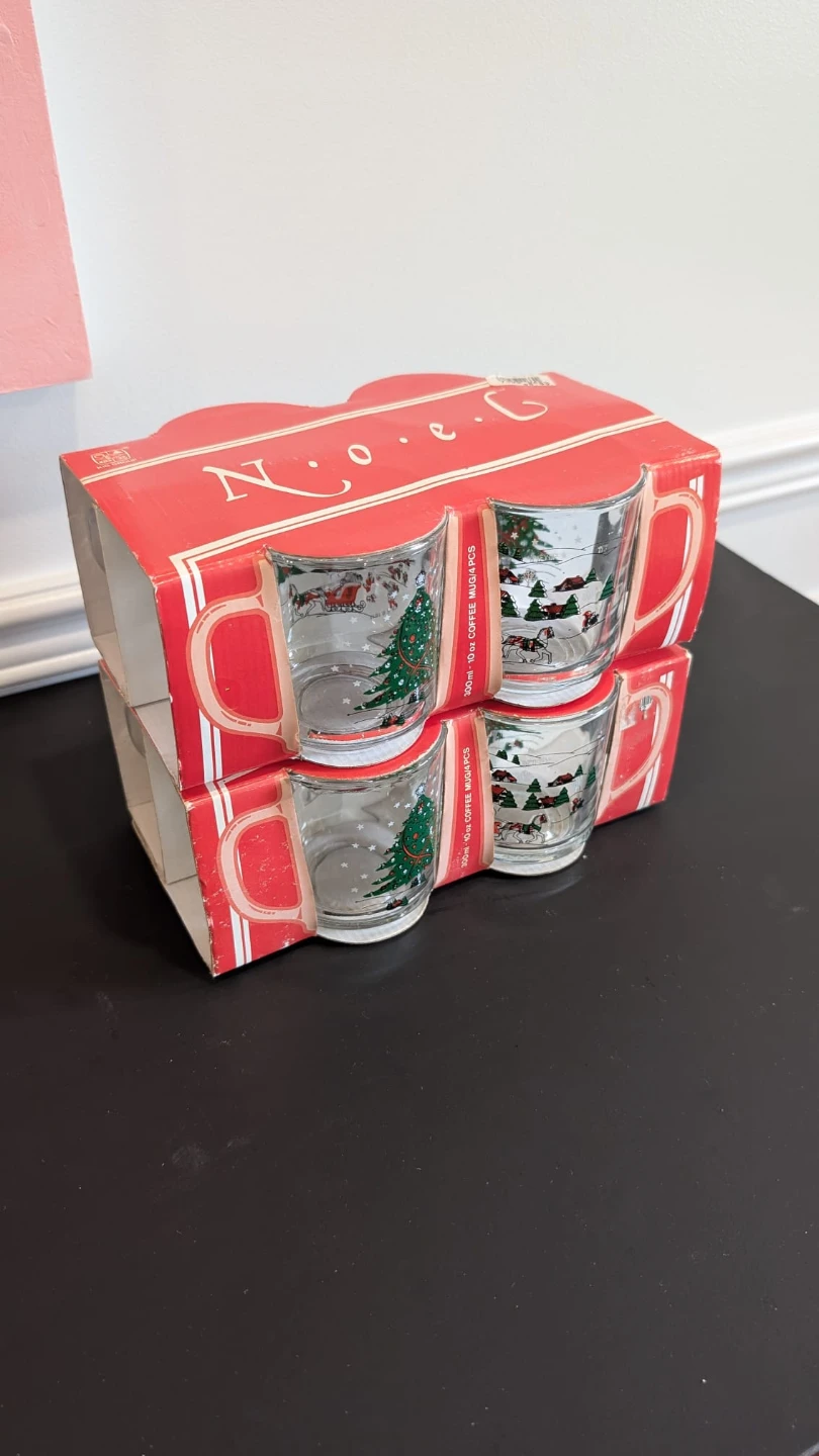 Vintage Set of 8 Vintage Christmas Scene Coffee Mugs - photo 3