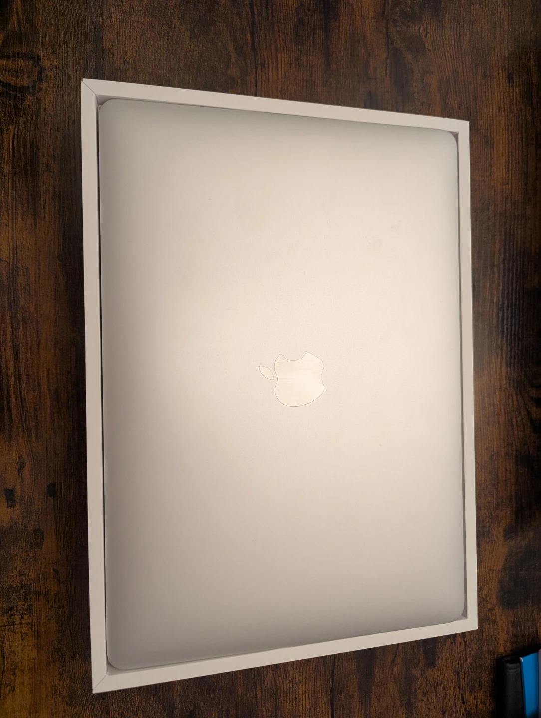 MacBook Air M1, 13.3-inch Retina Display, 8GB RAM, 1TB Storage