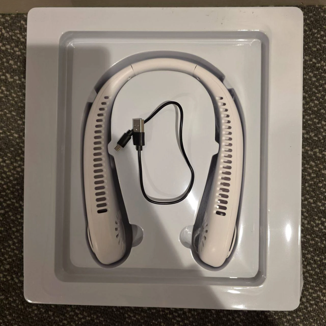 Portable Neck Fan - photo 3