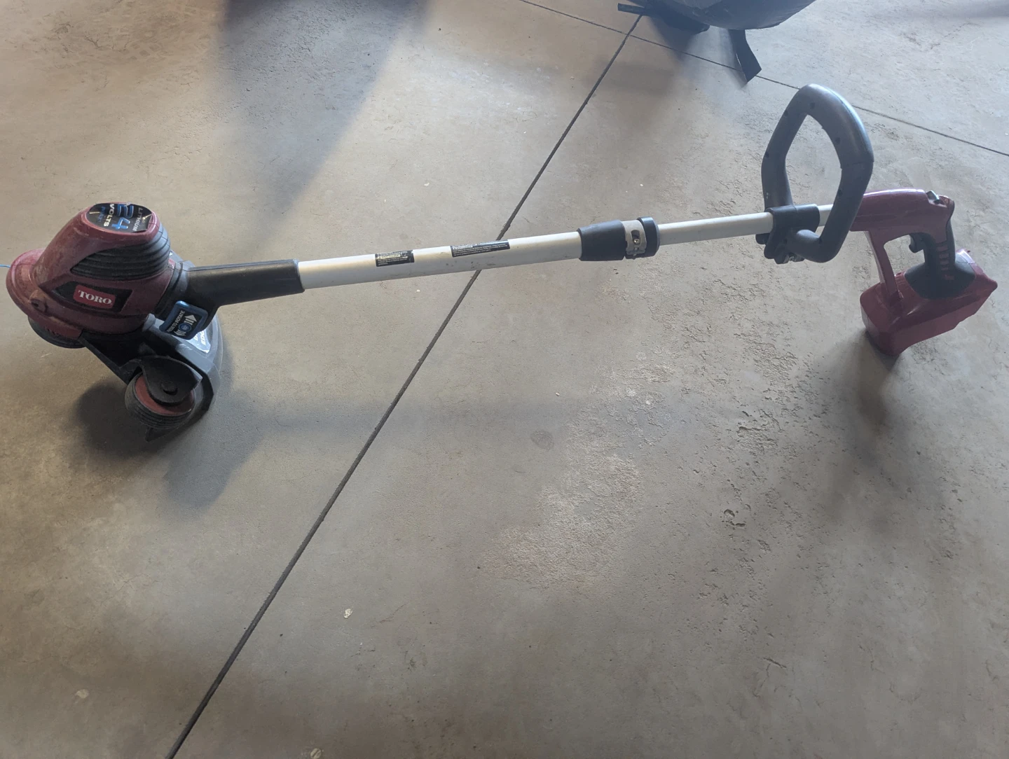 Toro Cordless String Trimmer