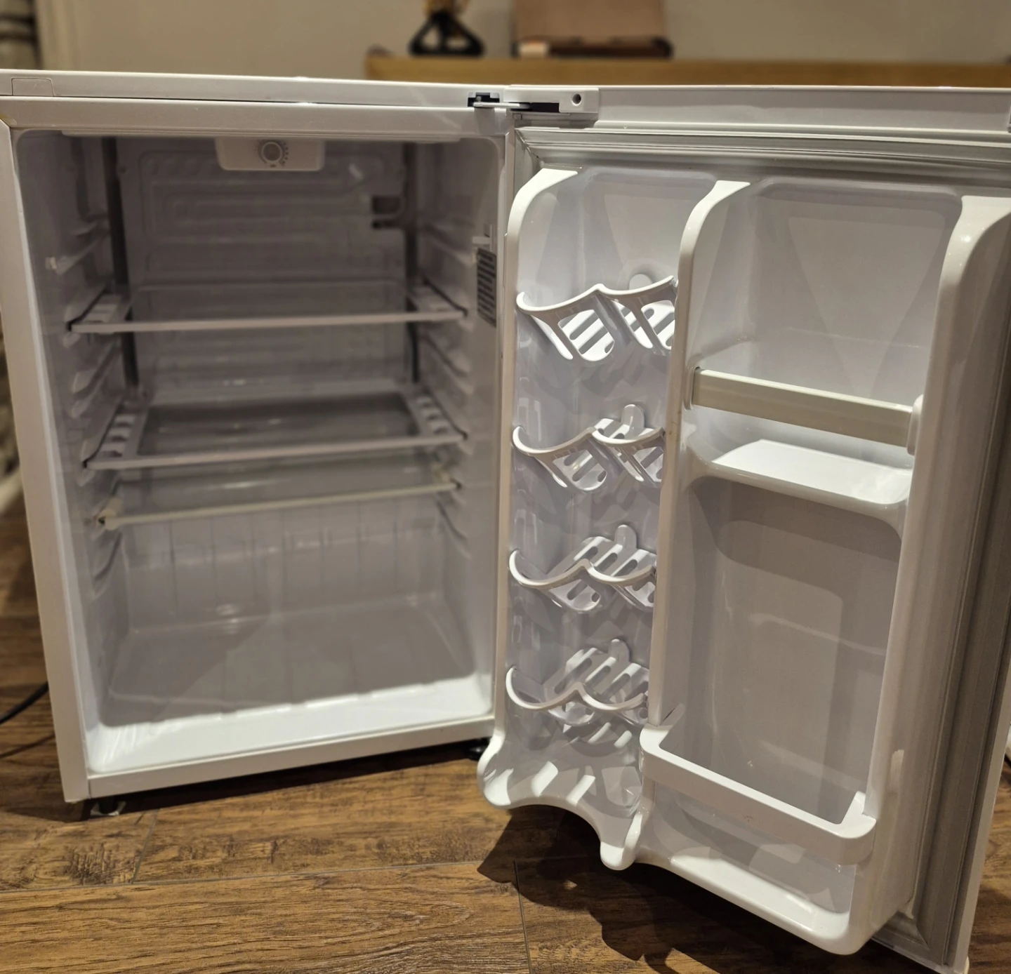 Danby Compact Refrigerator - photo 2