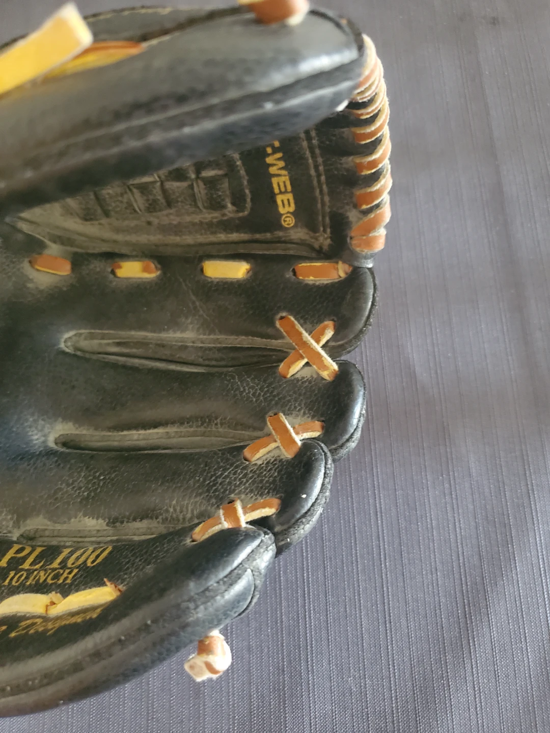 Rawlings PL100 10 Inch Baseball Glove - photo 2