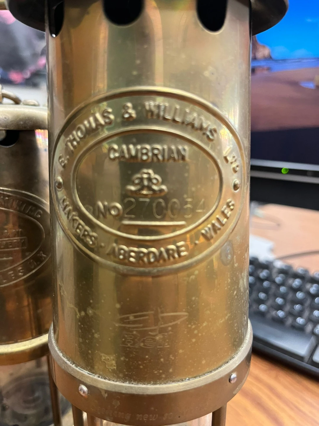 Vintage E. Thomas & Williams Cambrian Miners Lamp - photo 5