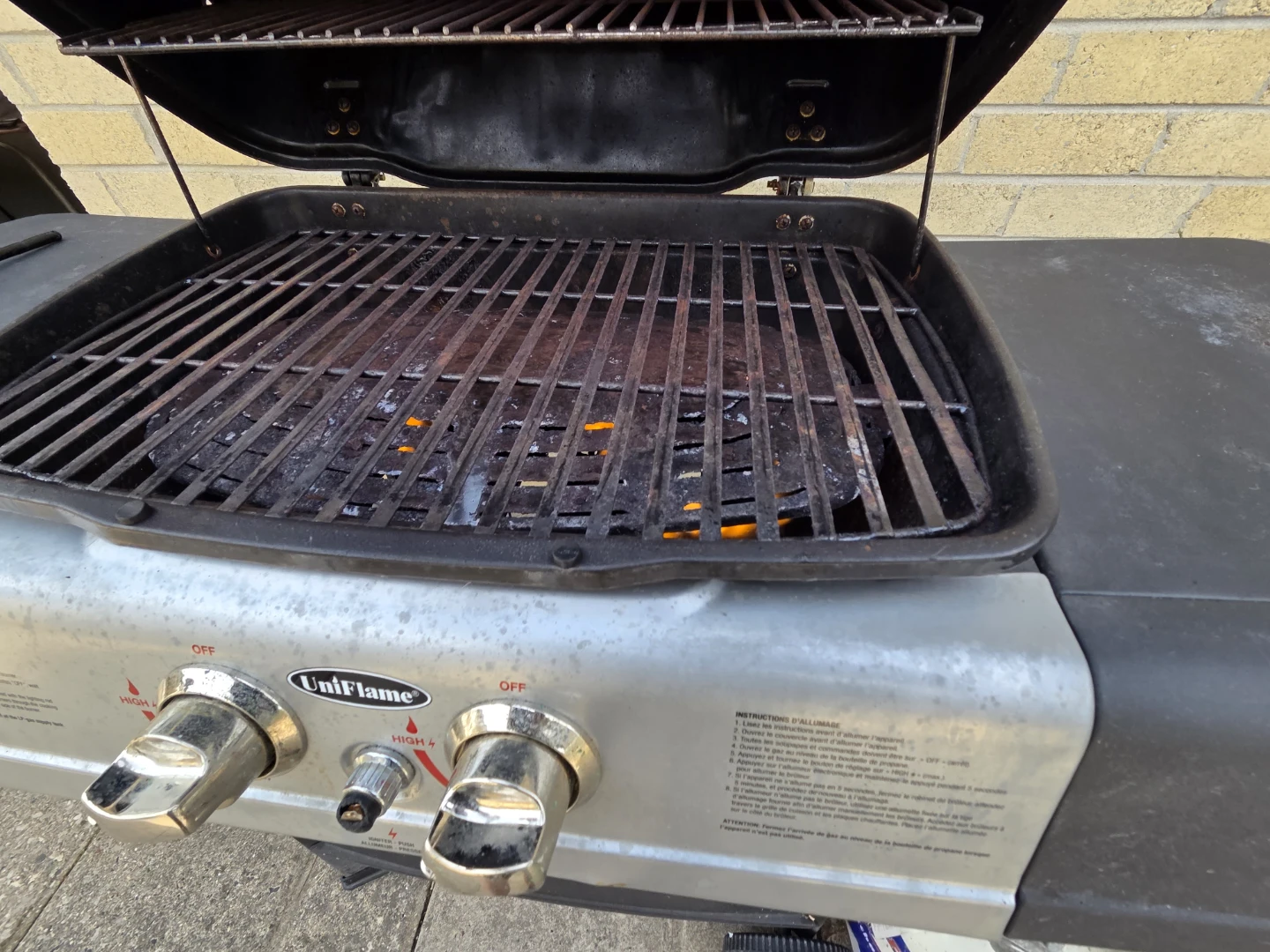 FREE Uniflame Gas Grill BBQ - photo 4