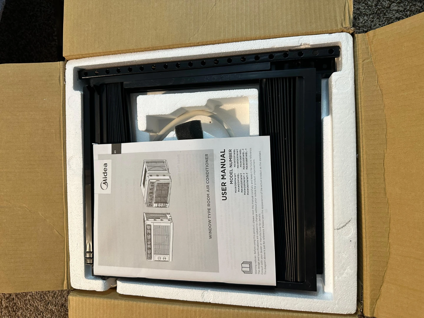 Midea 6,000 BTU Window Air Conditioner - photo 2