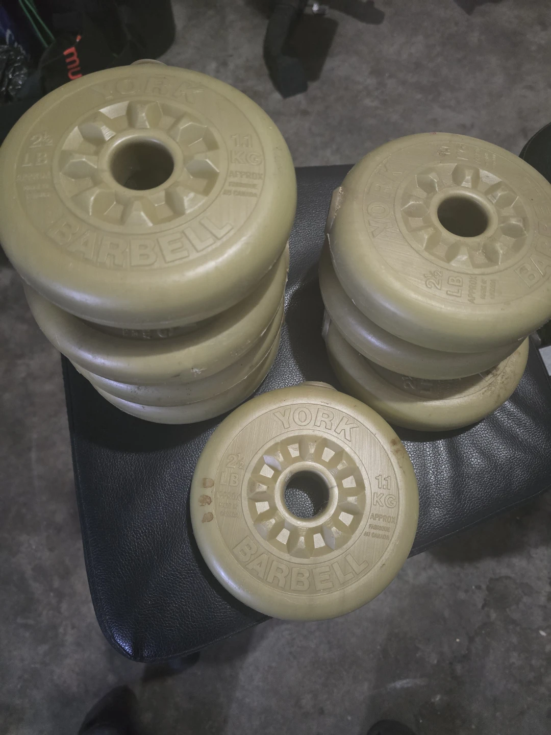 York Barbell Weight Plates (11 kg / 2.5 lb)