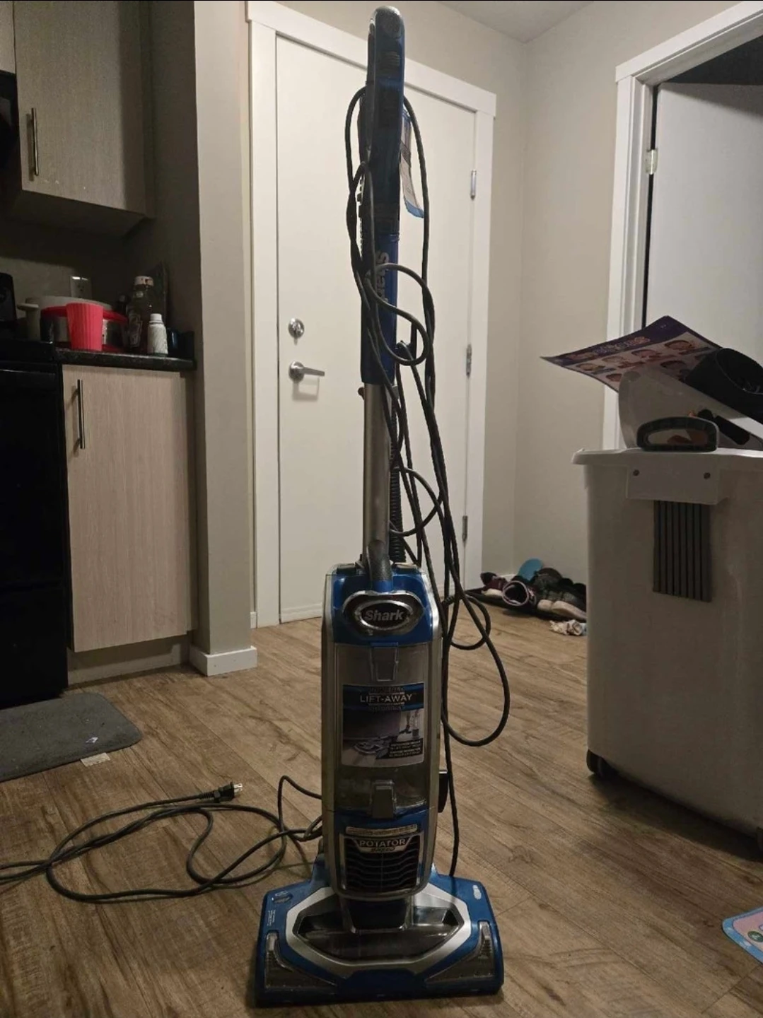 Shark Rotator Powered Lift-Away Vaccum