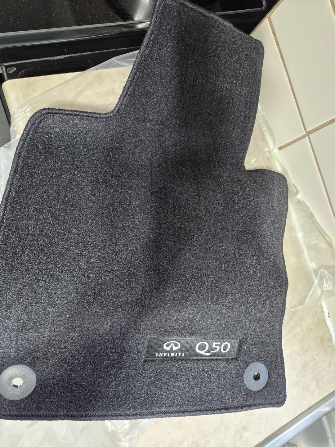 Infiniti Q50 Carpet Floor Mats - photo 3