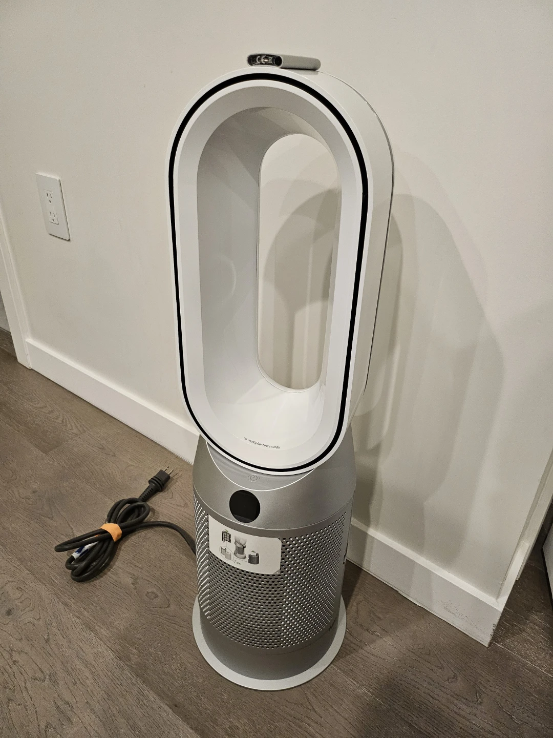 Dyson Purifier Hot+Cool HP07 - Excellent Condition